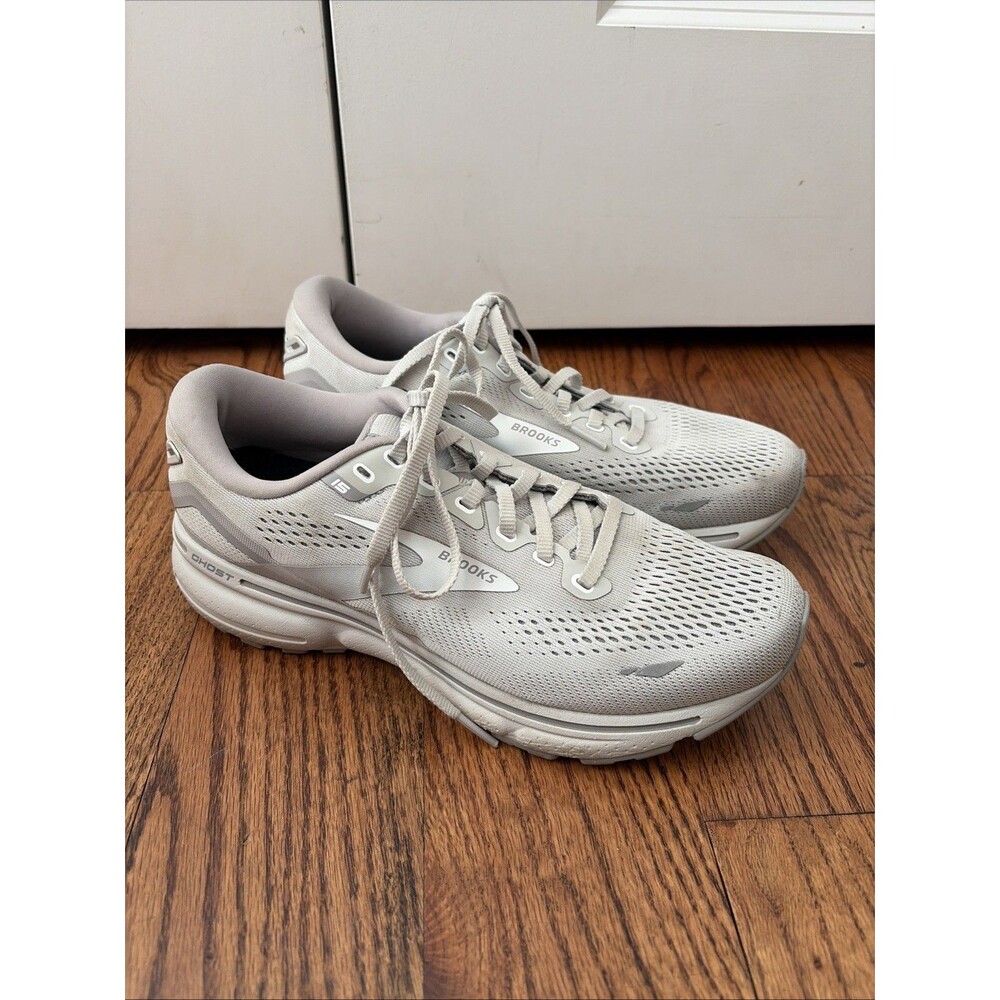 Brooks Ghost 15 Women's Size 8.5 D (Wide) Running Shoes Gray